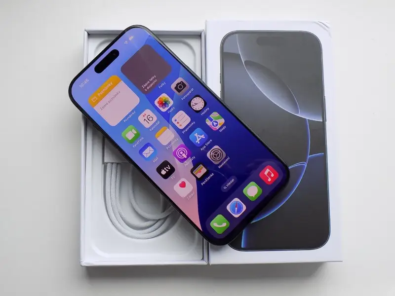 iPhone 16 Pro 256GB Černá